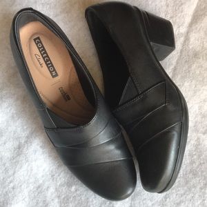 Clarks Women’s Black Shoes With 3” Heel. Very Good Condition. Size 7M.